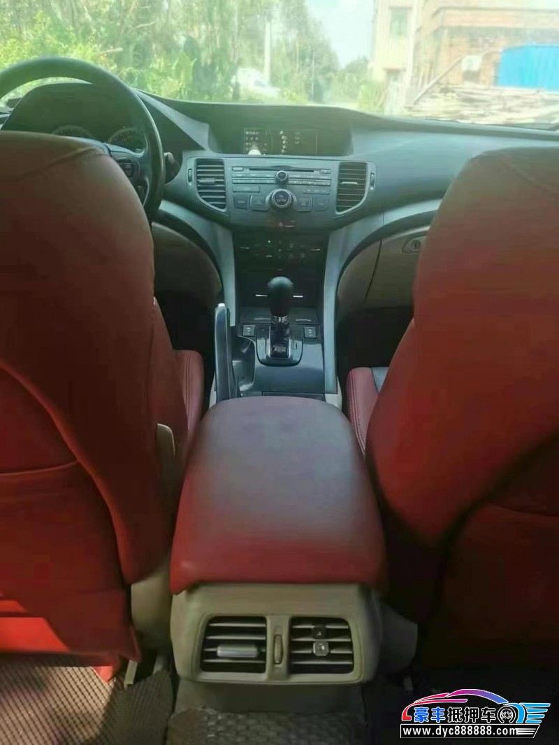 11年本田思铂睿轿车抵押车出售