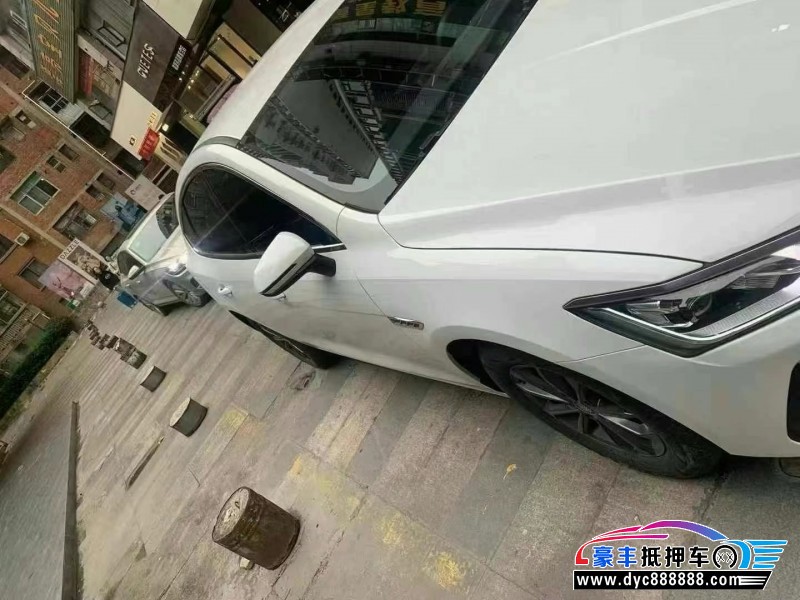 23年比亚迪秦轿车抵押车出售