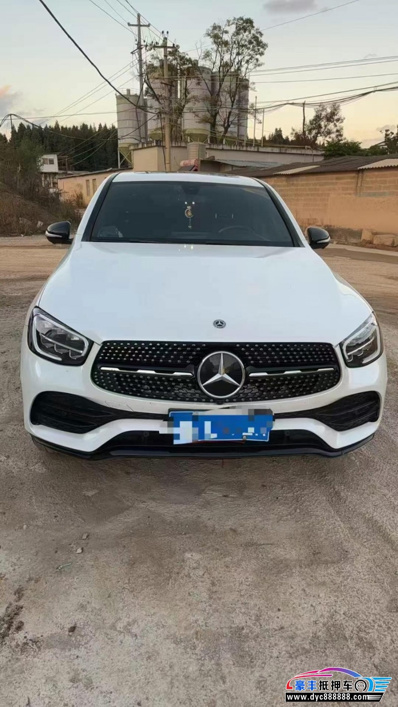 20年奔驰GLC轿车抵押车出售