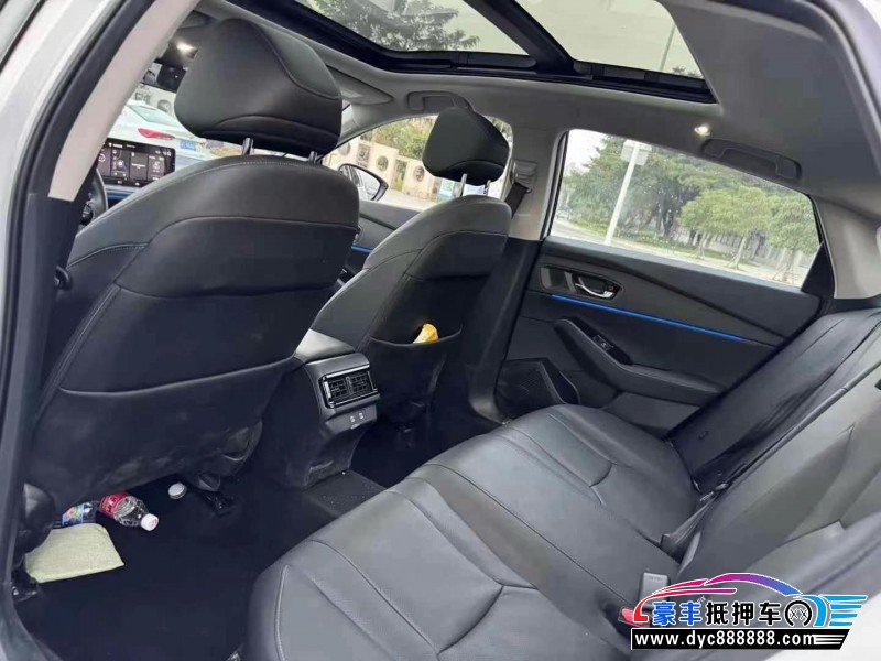 24年本田雅阁轿车抵押车出售