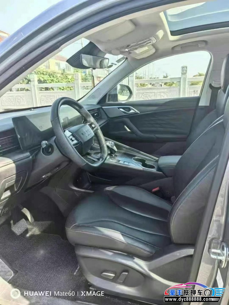 22年荣威RX5轿车抵押车出售