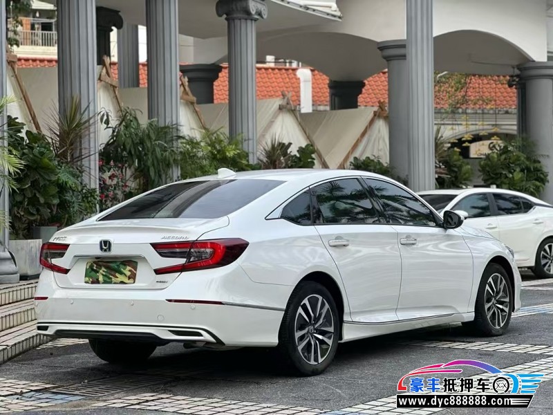 22年本田雅阁轿车抵押车出售