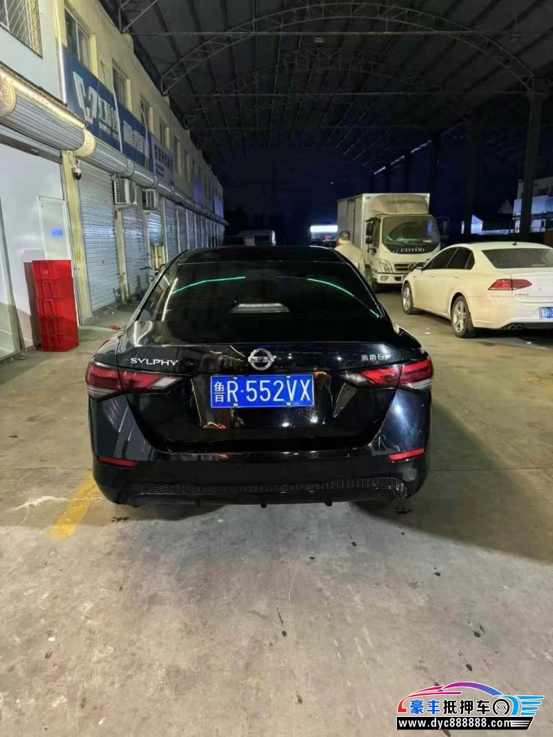 22年日产轩逸轿车抵押车出售