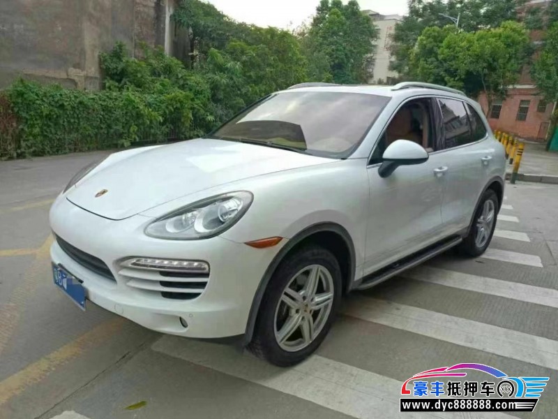 13年保时捷卡宴轿车抵押车出售