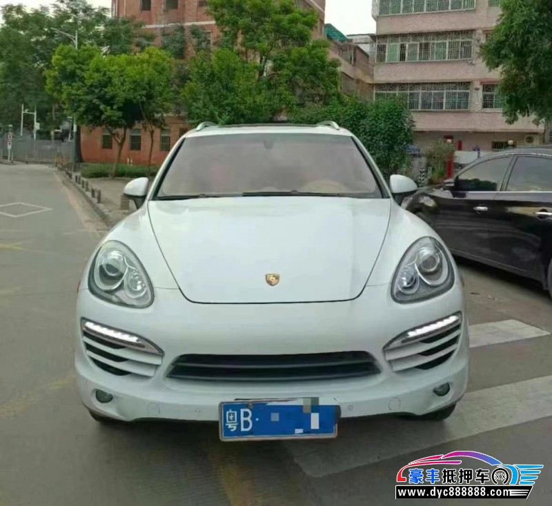 13年保时捷卡宴轿车抵押车出售