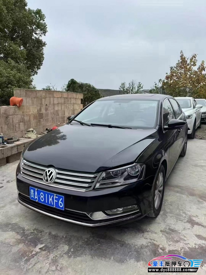 17年大众迈腾轿车抵押车出售