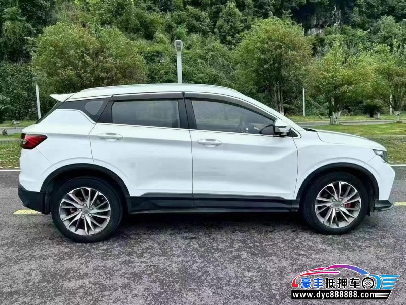 19年吉利缤越轿车抵押车出售