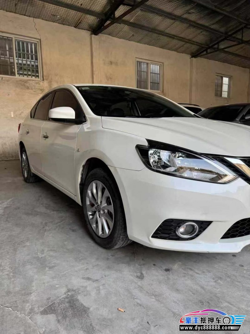 20年日产轩逸轿车抵押车出售