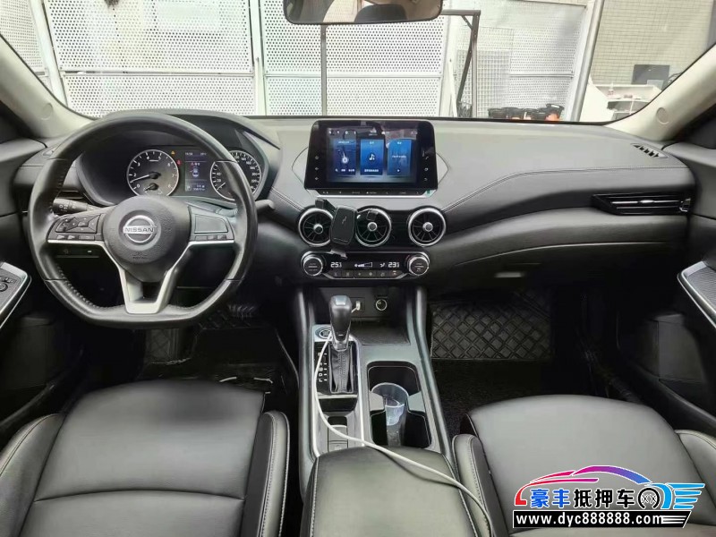 22年日产轩逸轿车抵押车出售