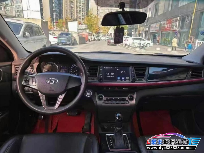 18年现代名图轿车抵押车出售