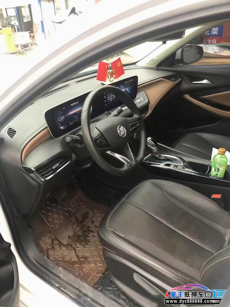 22年别克威朗轿车抵押车出售