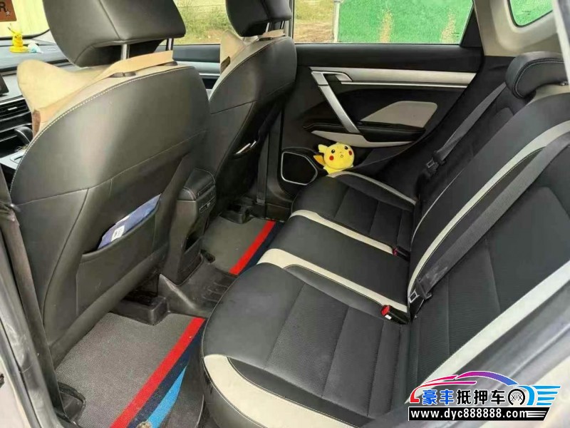 20年吉利缤越轿车抵押车出售