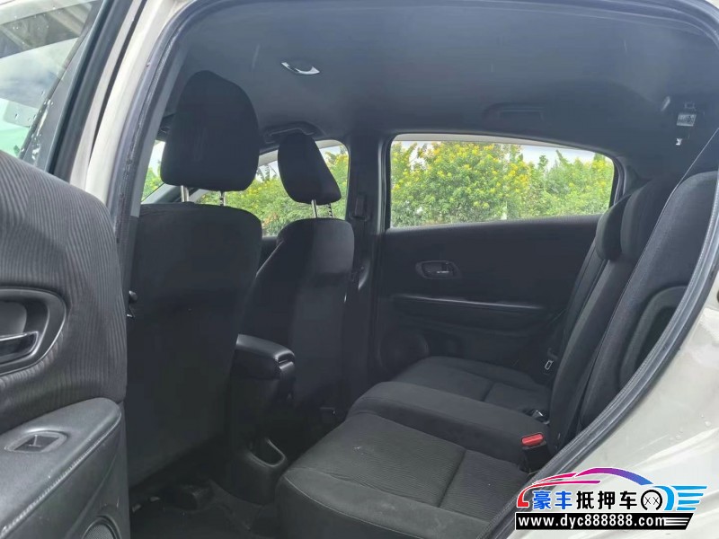 16年本田XRV轿车抵押车出售