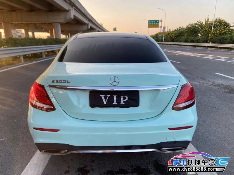 20年奔驰E轿车抵押车出售