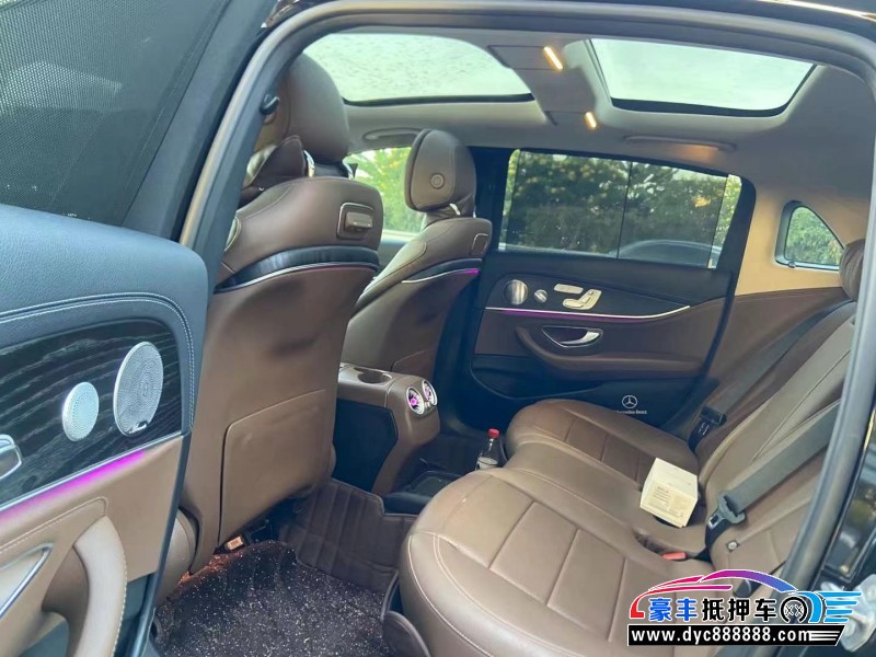 20年奔驰E轿车抵押车出售