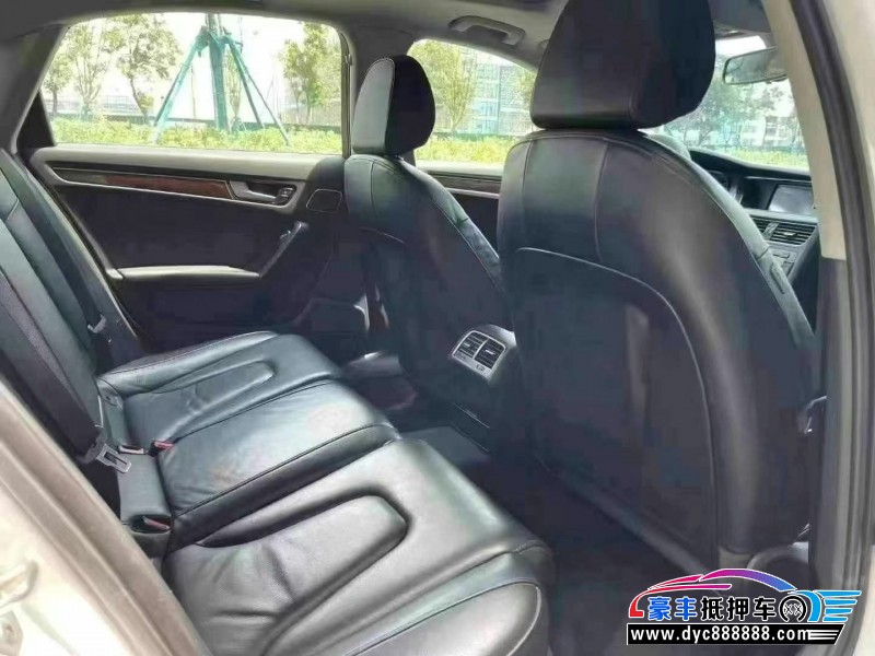 16年奥迪A4L轿车抵押车出售