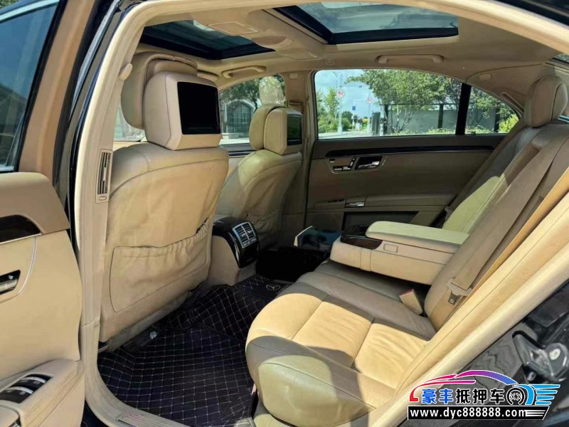 11年奔驰S轿车抵押车出售