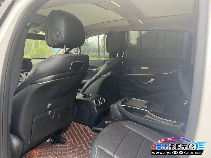 18年奔驰E轿车抵押车出售