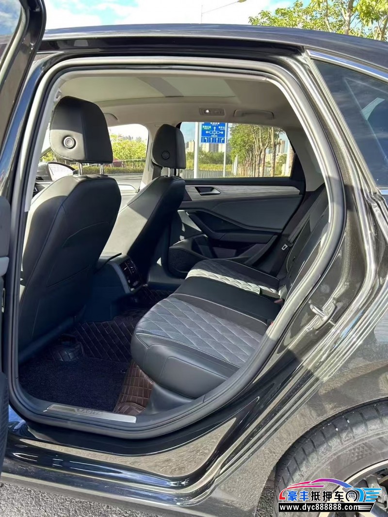 23年大众速腾轿车抵押车出售