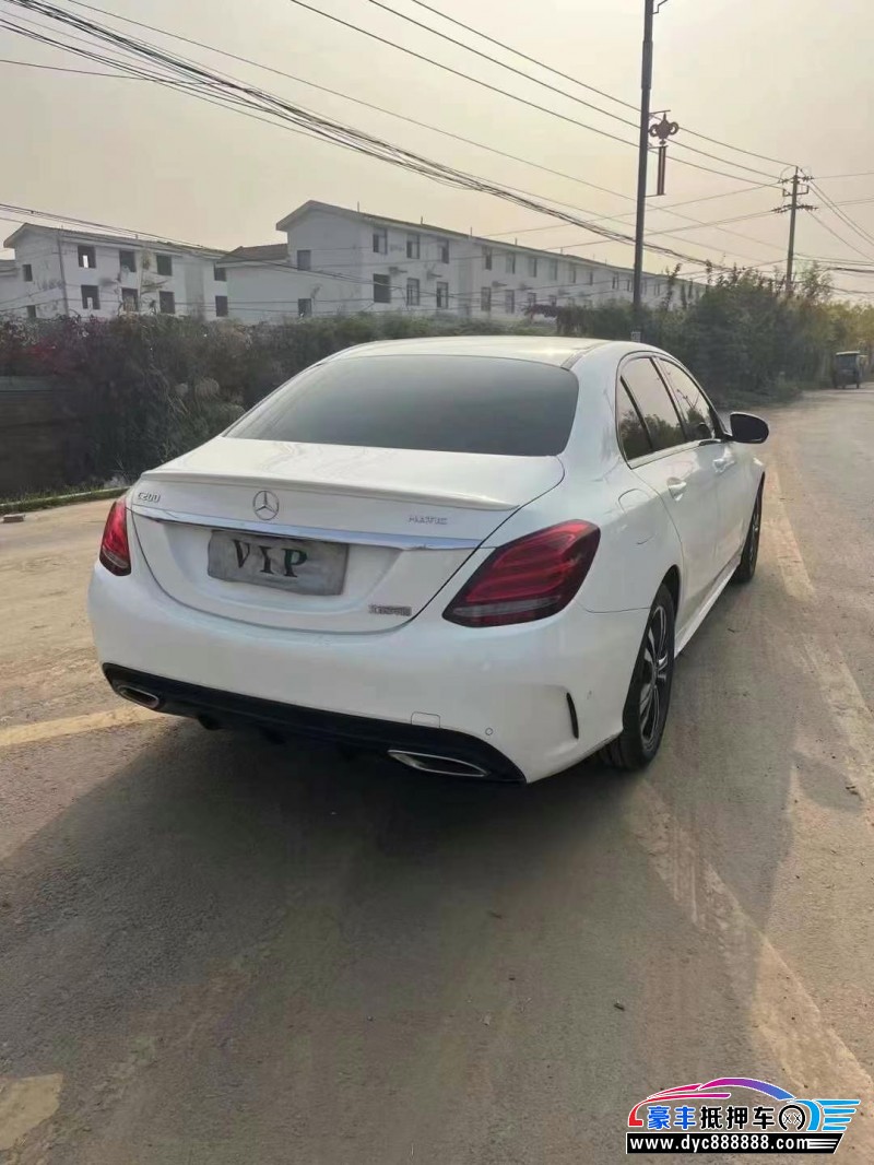 18年奔驰C轿车抵押车出售