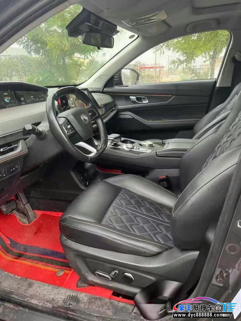 22年长安长安UNI轿车抵押车出售