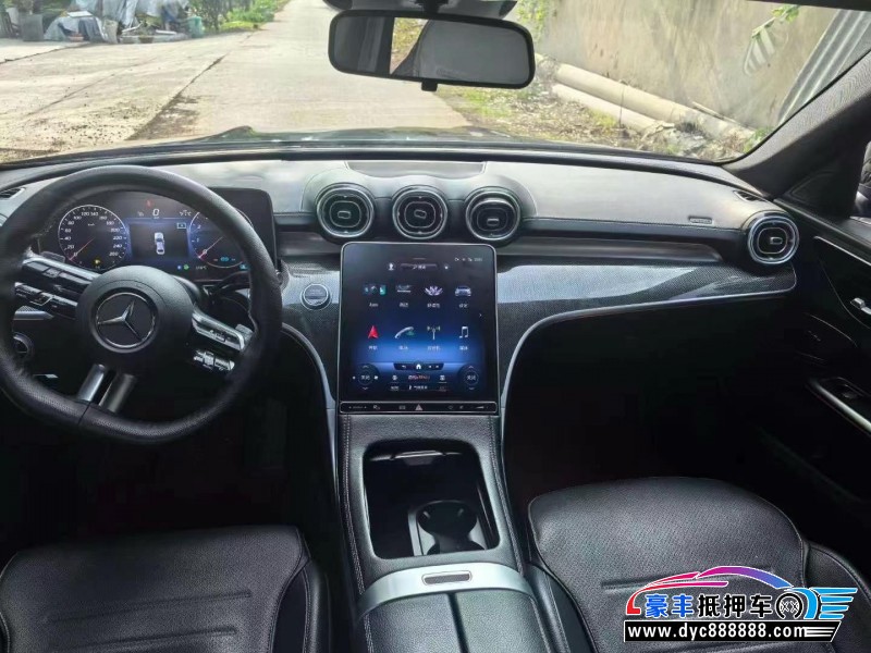 22年奔驰C轿车抵押车出售