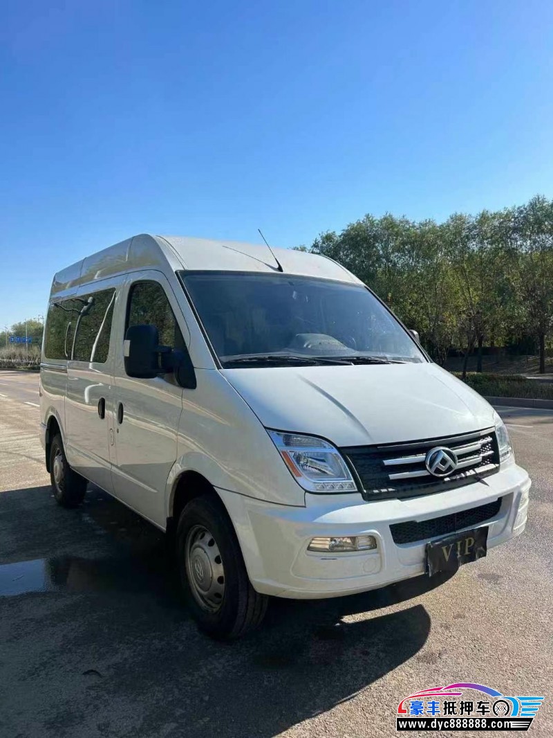 24年上汽大通V80轿车抵押车出售