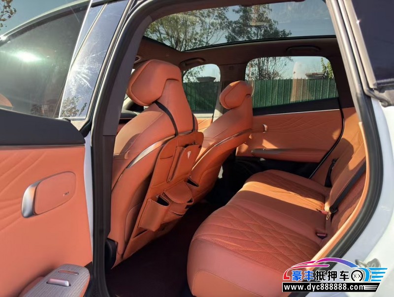 23年长安深蓝S7轿车抵押车出售