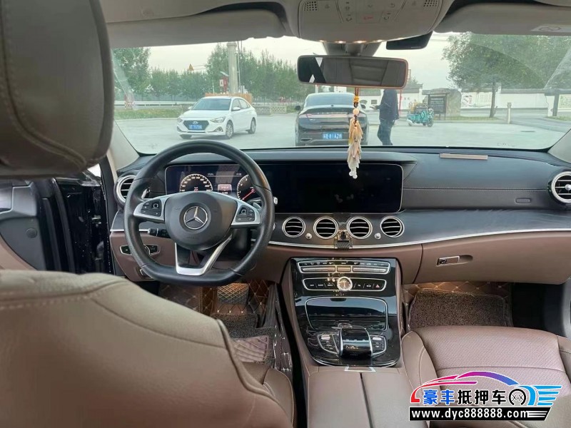 18年奔驰E轿车抵押车出售