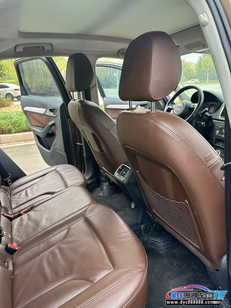 13年奥迪Q3轿车抵押车出售