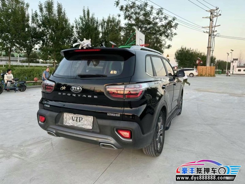 19年起亚智跑轿车抵押车出售