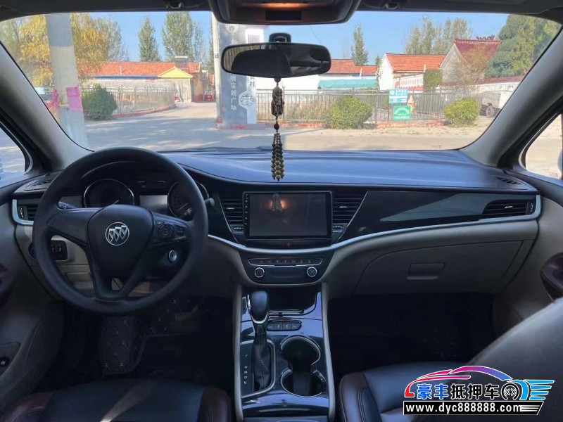 17年别克威朗轿车抵押车出售