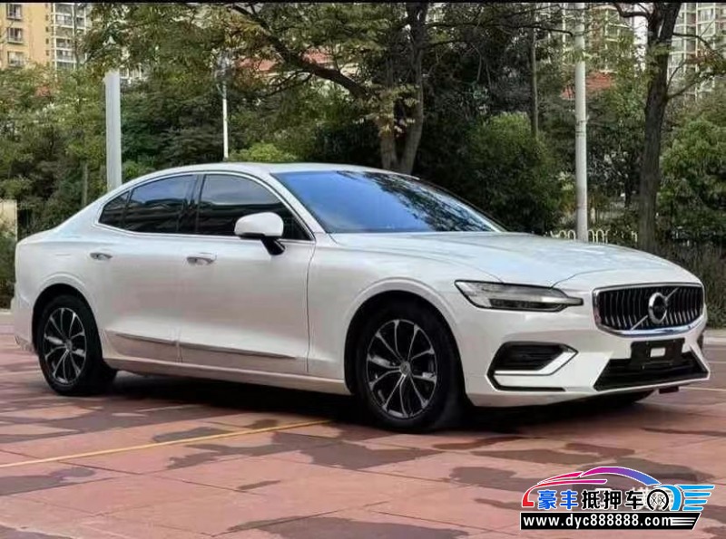 21年沃尔沃S60轿车抵押车出售