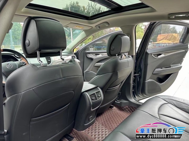 20年别克君越轿车抵押车出售