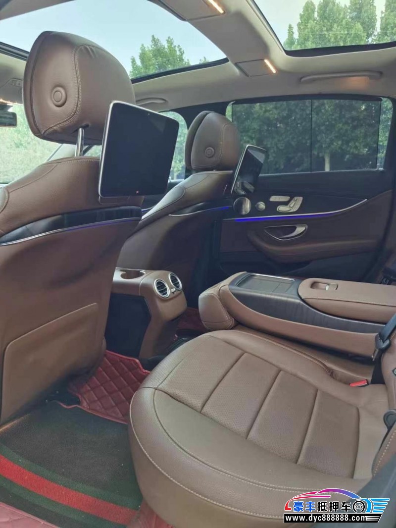 19年奔驰E轿车抵押车出售