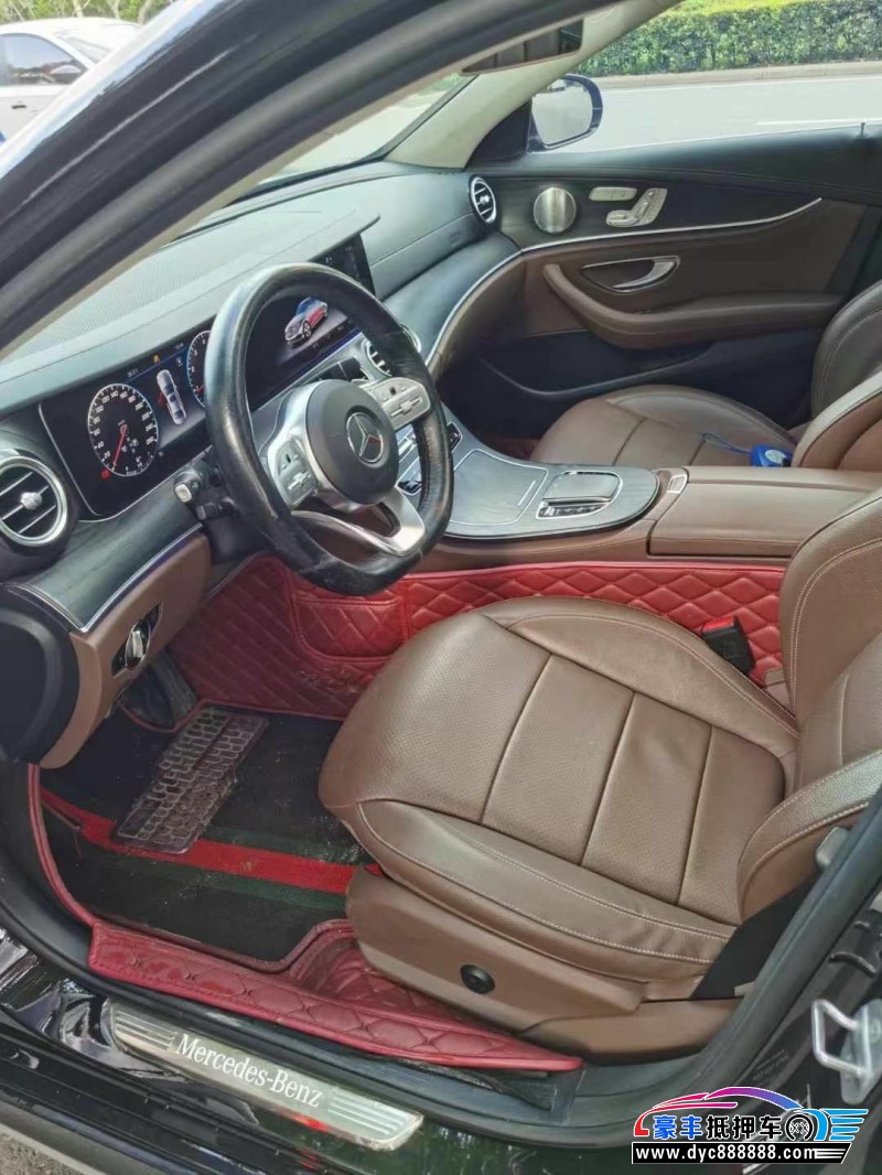 19年奔驰E轿车抵押车出售