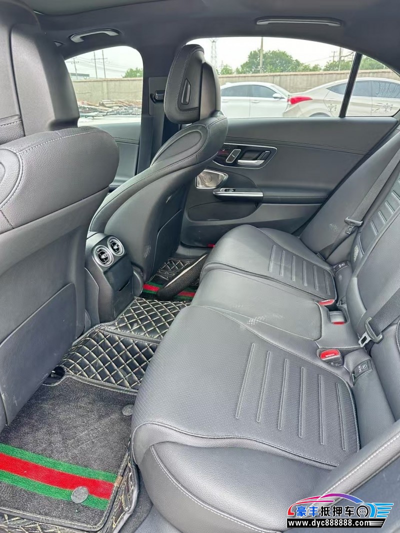 23年奔驰C轿车抵押车出售