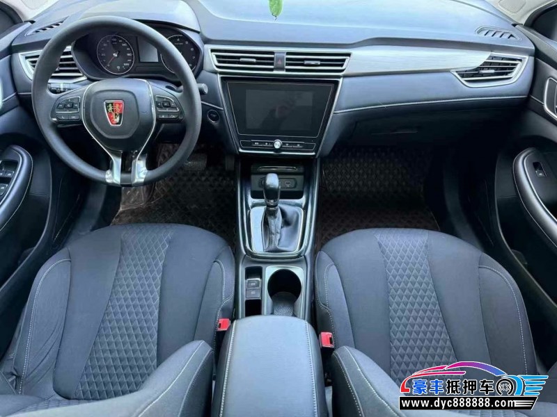 20年荣威i5轿车抵押车出售