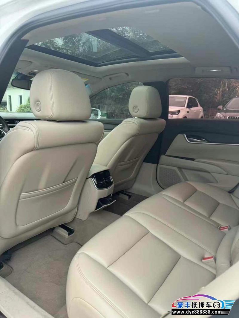 17年凯迪拉克XTS轿车抵押车出售