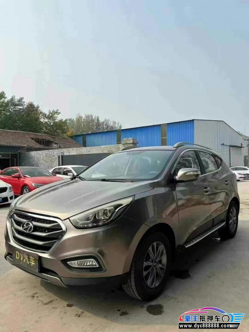 14年现代ix35轿车抵押车出售