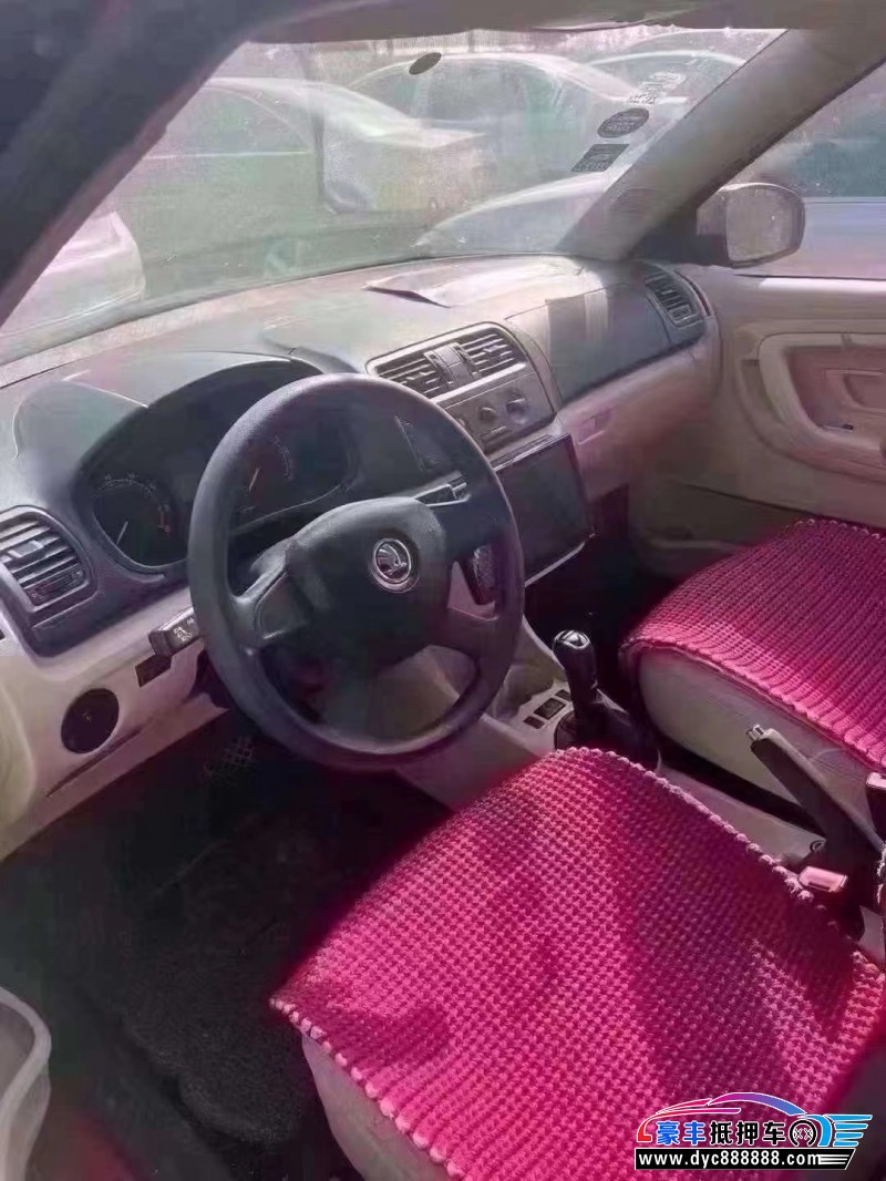 15年斯柯达昕锐轿车抵押车出售