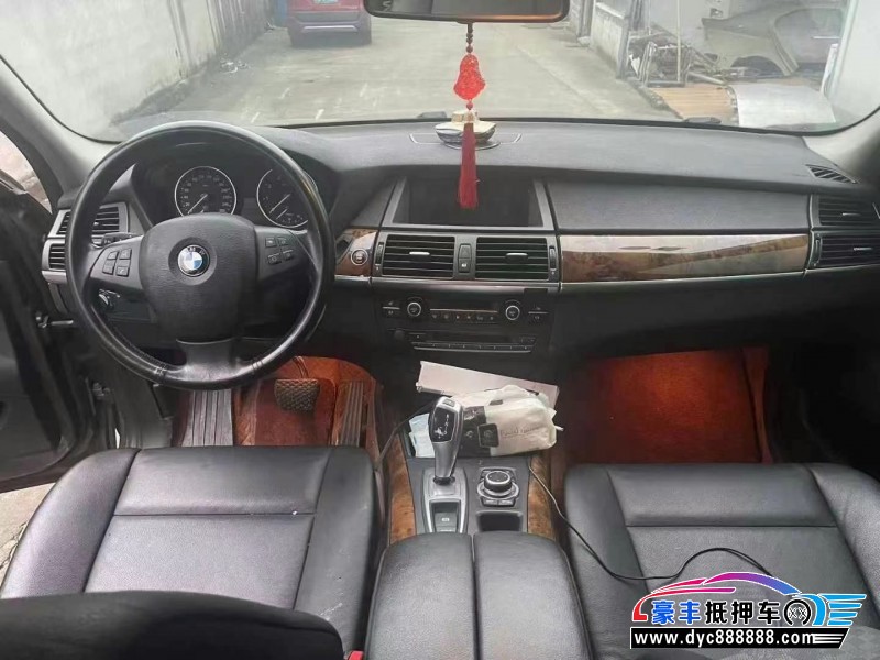 13年宝马X5SUV抵押车出售