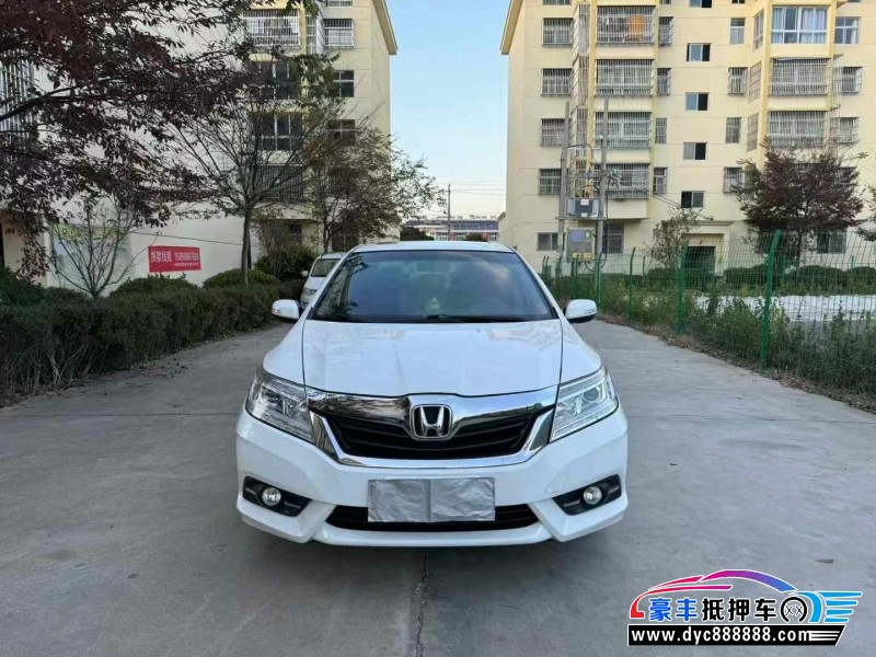 15年本田凌派轿车抵押车出售