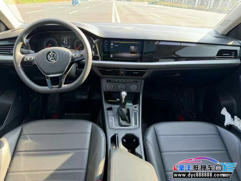 21年大众朗逸轿车抵押车出售