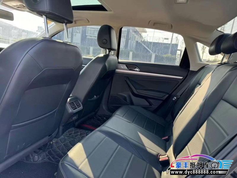 21年大众朗逸轿车抵押车出售