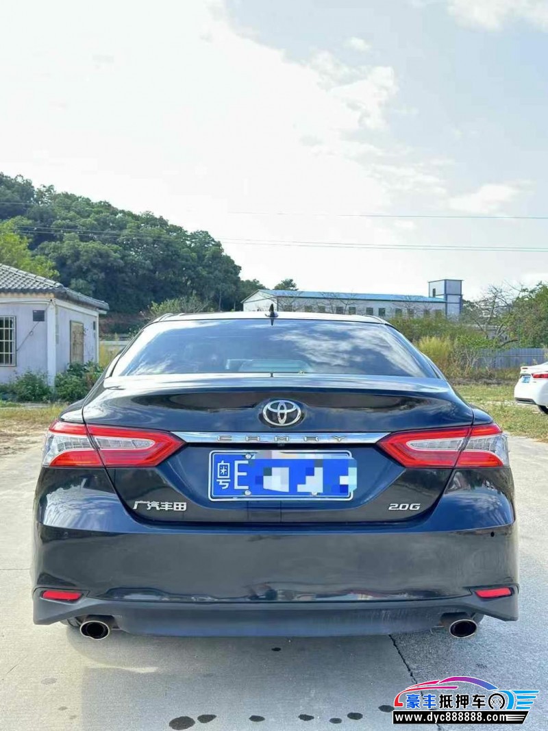 21年丰田凯美瑞轿车抵押车出售