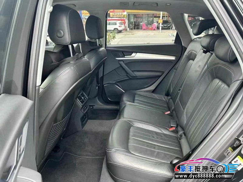 20年奥迪Q5轿车抵押车出售