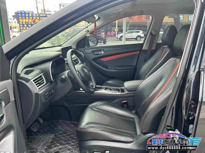 21年东风风光580轿车抵押车出售