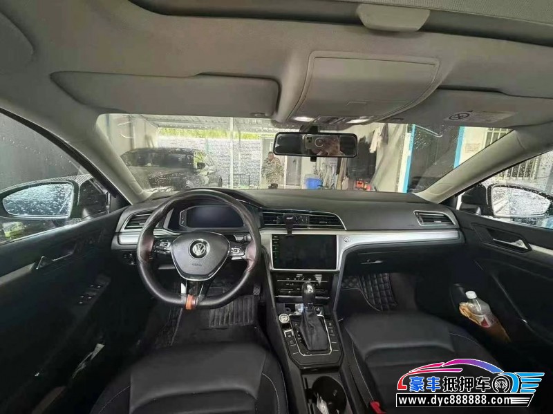 21年大众凌渡轿车抵押车出售