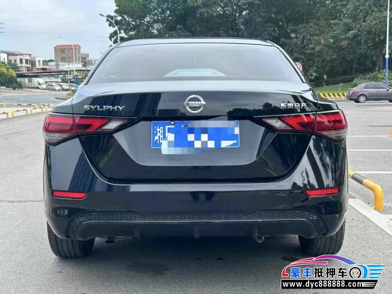 22年日产轩逸轿车抵押车出售